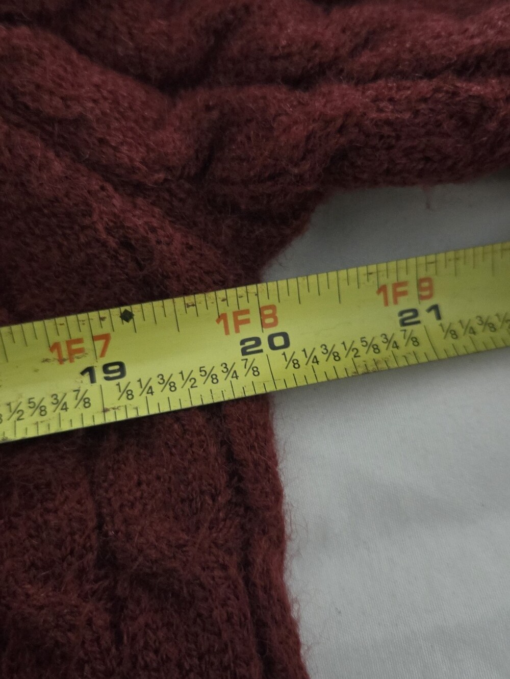 Women's Short Sleeved Maroon Cableknit Cardigan - Picture 5 of 7